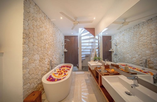 Jimbaran Bay Hotel | Romantic 1 Bedroom Jimbaran