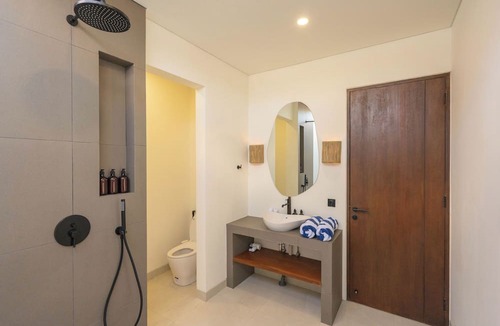 Beraban House | 1BR Peaceful Private Villa Near Tanah Lot & Canggu