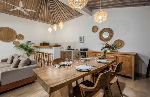 Singakerta Villa | 1BR Romantic Getaway in Ubud, Villa Lojo with Private Pool
