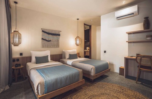 Batu Bolong Resort | Modern 1BR Suite Retreat Walk to Canggu Beach