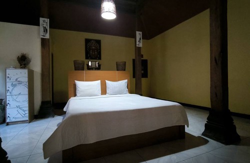 Borobudur Villa | Villa Setumbu by Cocotel