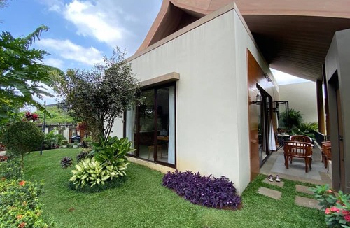 Ciawi Villa | Luxurious Modern Villa at Vimala Hills