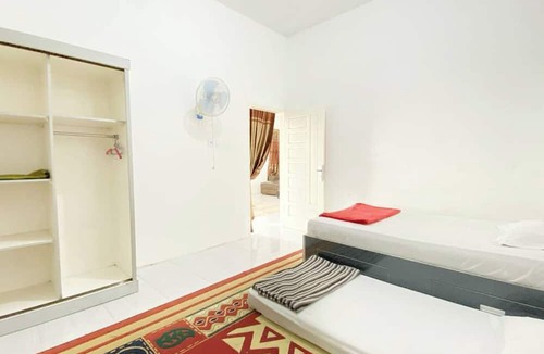 Bukittinggi Villa | Villa Palacios Syari'Ah Bukittinggi