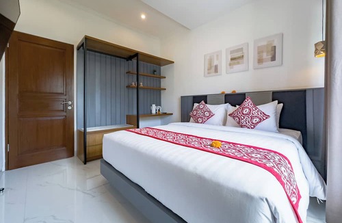 Denpasar Barat Villa | De Amelia Seminyak Villa by Nagisa Bali