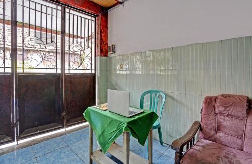 Mojokerto Hotel | Hotel O Sidomulyo Kost Syariah
