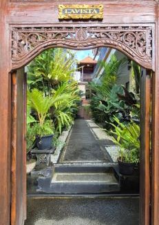 Kedewatan House | Lavista Guesthouse