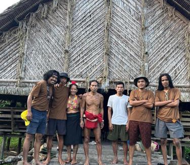 Padang House | Rabani House - 15 Min to Mentawai Fast Ferry - Local Stay & Sumatra Experiences