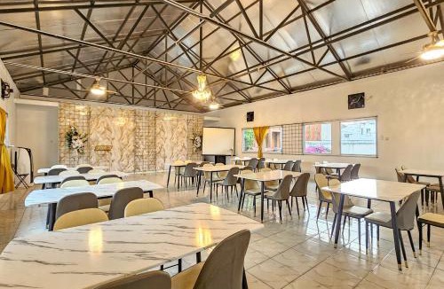 Bandung Hotel | RedDoorz at Masagena Villa Bandung