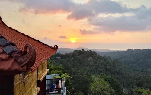 Banjartegehe Cabin | Mayong Awan Cita