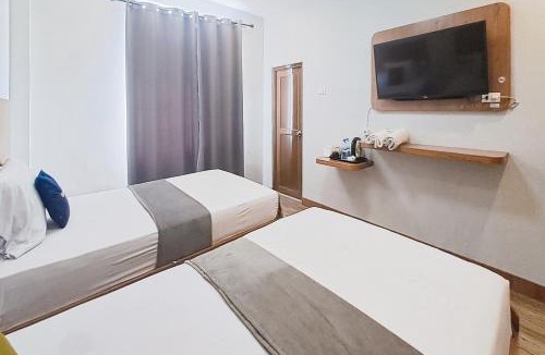 Bandar Lampung House | Urbanview Hotel Grand Luxury Lampung
