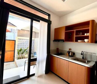 Kerobokan Apartment | Cherry Studio