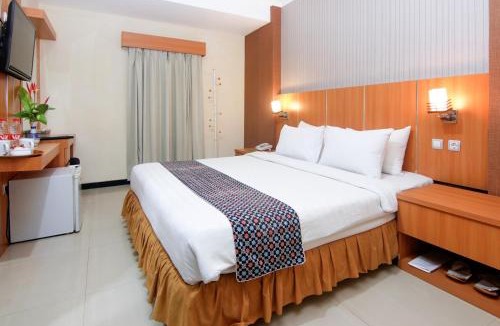 Pekalongan Hotel | Parkside Mandarin Hotel Pekalongan