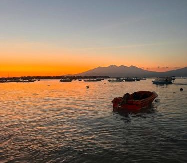 Gili Trawangan Villa | 3 Bedroom Private House - Tir Na Nog