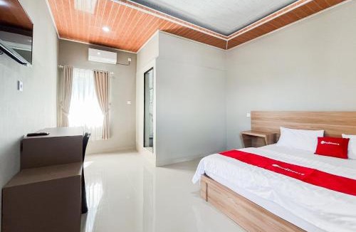 Padang House | RedDoorz Syariah at Penginapan Kamalo Padang