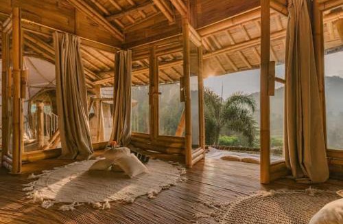 Selat Villa | Bamboo amazing villa sidemen