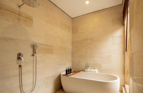 Nyuh Kuning Hotel | Weda Cita Suites & Villas