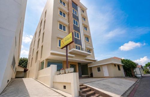 Surabaya Hotel | Townhouse Oak Hotel Niaga Surabaya