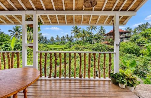 Banyuwangi Villa | Pondok Is Oke Family Room - 2 Bedroom Ricefild view