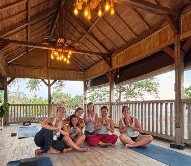 Medewi Bed & Breakfast | AgaLiving Medewi