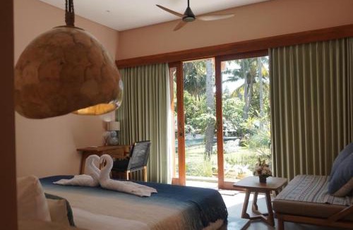 Bukti Villa | The Mauna Villa