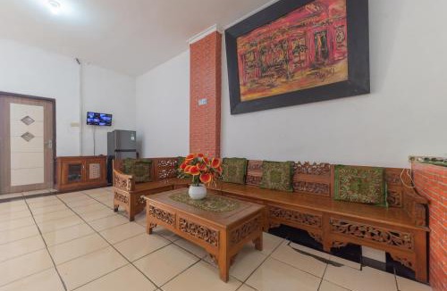 Blimbing Hotel | RedDoorz near Plaza Araya Malang