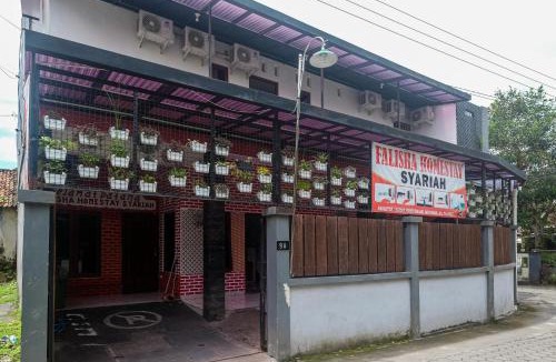 Sleman Hotel | RedDoorz Syariah at Falisha UMY