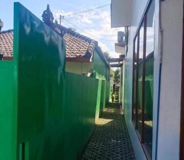 Banjar Anyar House | Tropical