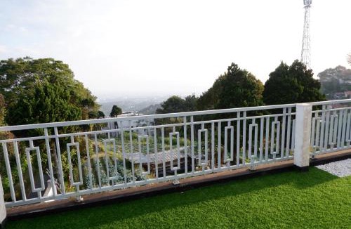 Lembang Villa | De Peak Point Villa by BWB Lembang