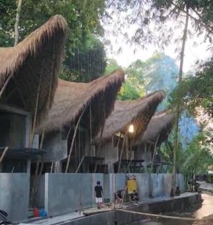 Kedewatan Villa | DeDaun