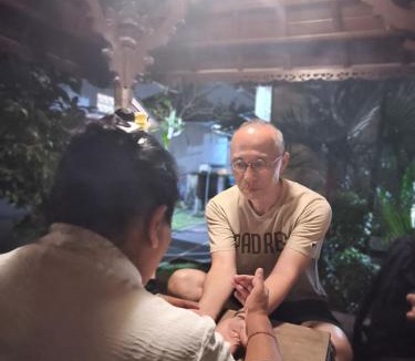 Penestanan House | Umah Dolong