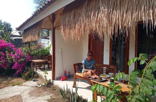 Jerowaru House | Ekas Elen Homestay