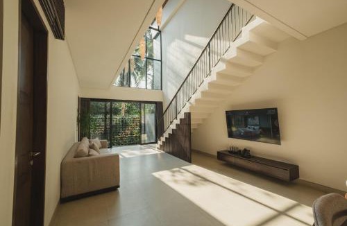 Ubud Hotel | Emana Lumina