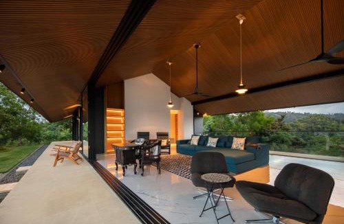 Selong Belanak Villa | NEW! Luxury 3-Bedroom Villa with Breathtaking Views