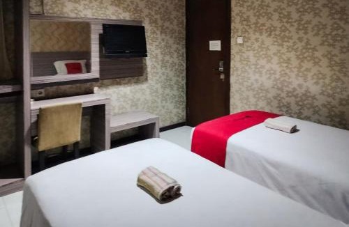 Manado City Centre Hotel | RedDoorz at Dkomo Manado
