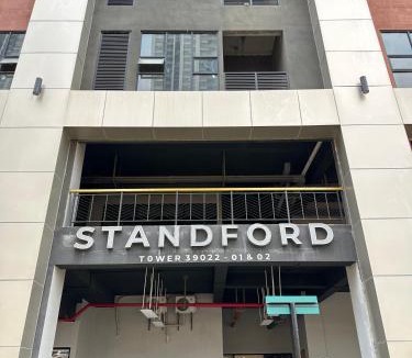 Cikarang Apartment | Vicienta Luxury Stay 2BR Apartment at Stanford Meikarta