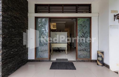 Binong Hotel | Karawaci Taman Permata Tiga Mitra RedDoorz