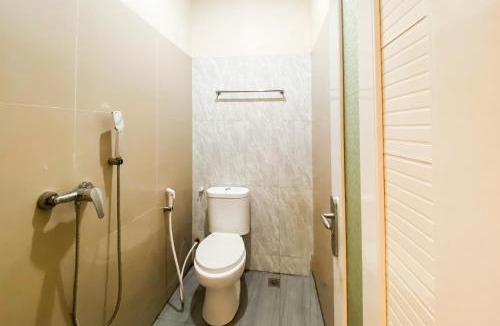 Batam Hotel | Urbanview SJ Inn Sukajadi near K Square Batam