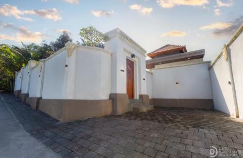 Bangli House | Loka Subha Guest House