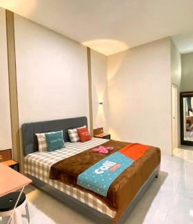 Jember House | Modern Guest House by Calli Rooms