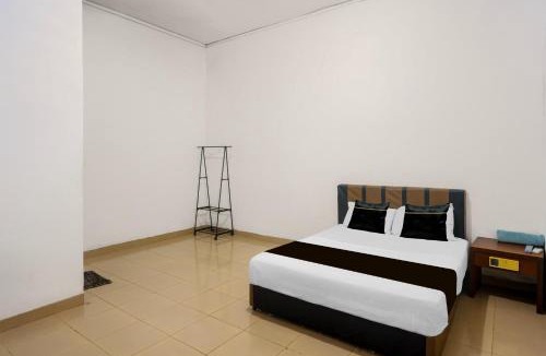 Tanjung Uncang Hotel | Hotel O near RSUD Embung Fatimah formerly Lebron Inn