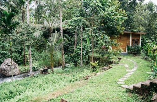 Munduk House | Durenne Bali Retreat- Riverside House 2
