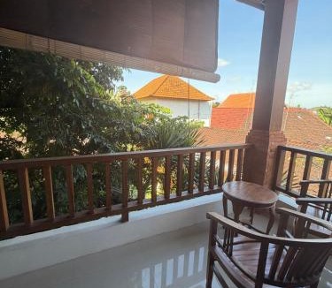 Nyuh Kuning House | A quiet room with balcony in the heart of Ubud