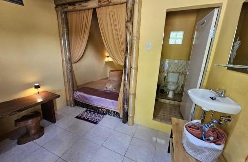 Bukit Lawang Hotel | Sumatra Inn & Travel