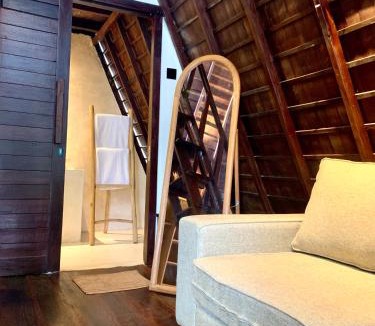 Songan Cabin | Alina