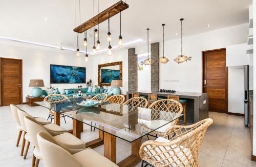 Drupadi Villa | 5BR Designer Villa, Walk to Beach, Luxury Leisure