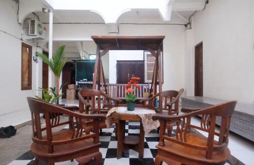 Banguntapan Hotel | RedDoorz Syariah near Jogja Expo Center