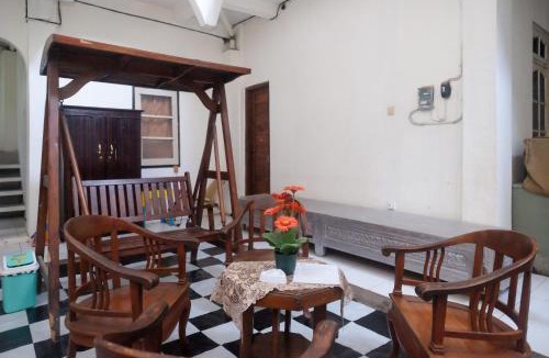 Banguntapan Hotel | RedDoorz Syariah near Jogja Expo Center