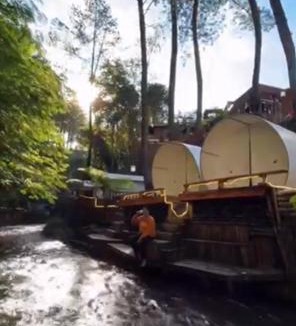 Pangalengan Hostel | Cozzy Saung Singkur Riverside