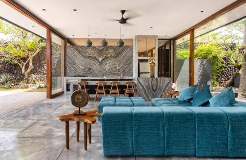 Suraberata Villa | Beachside Villa at Balian Surf Break