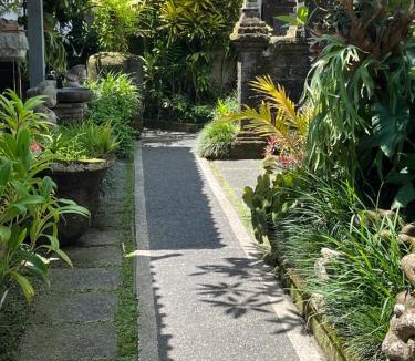 Banjarangkan House | Arsa Wayan Guest House